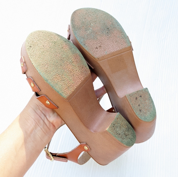 MADDEN GIRL studded faux leather platform clog sandals - Picture 4 of 10